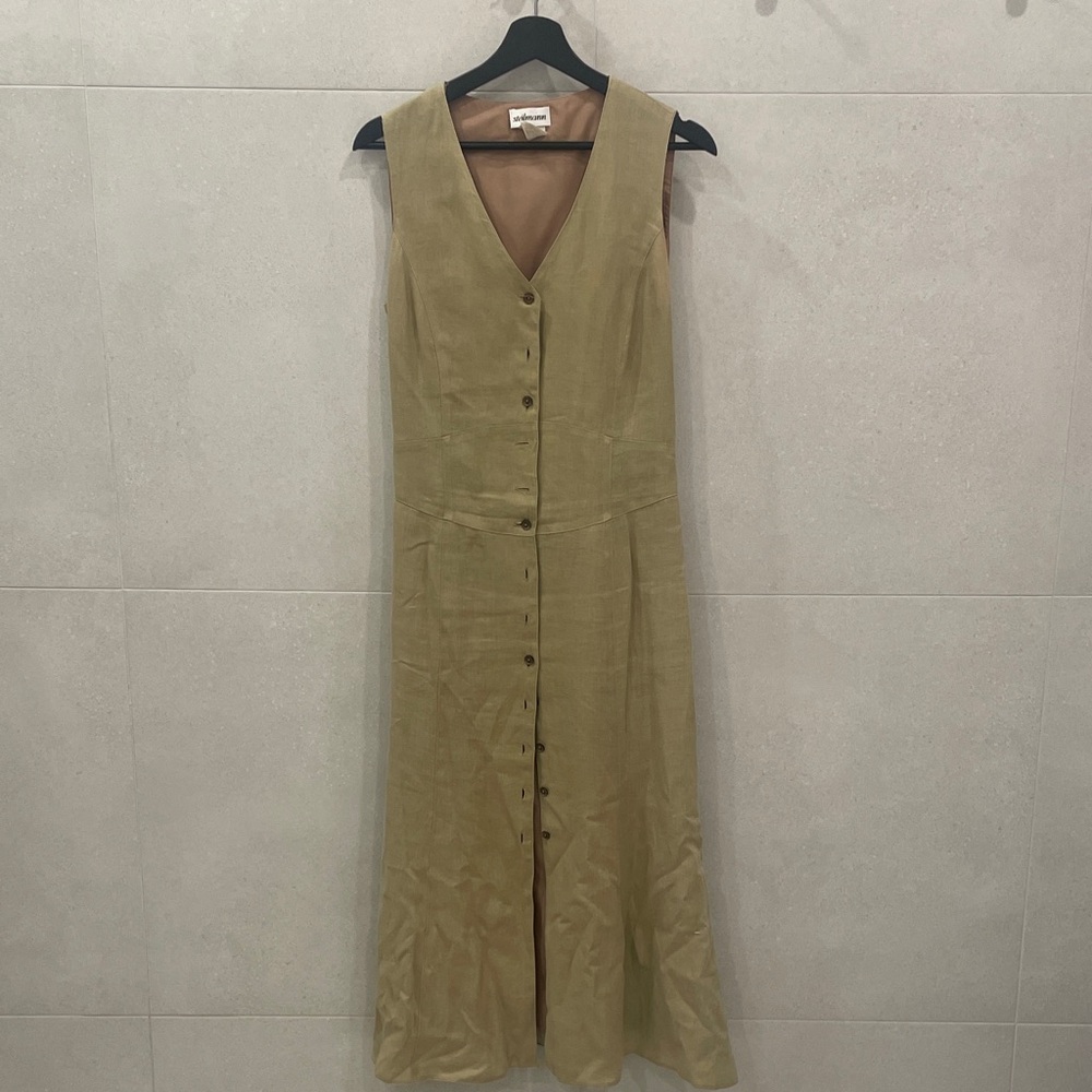 Linen Sleeveless Buttondown Dress